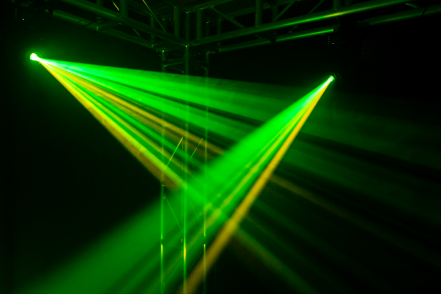 Event Lighting Lite LM75 Spot Moving Head effects 1500 × 1000px